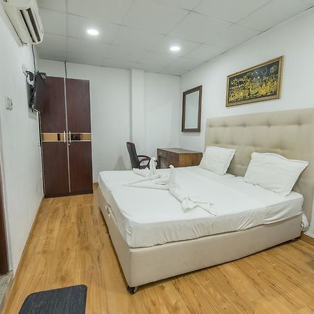 เมโทร ซิตี้ โฮเต็ล Bed & Breakfast โคลอมโบ ภายนอก รูปภาพ