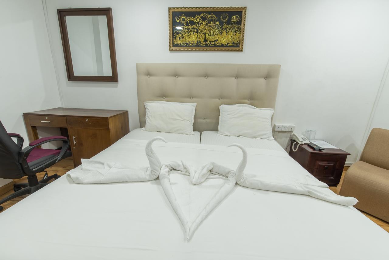 เมโทร ซิตี้ โฮเต็ล Bed & Breakfast โคลอมโบ ภายนอก รูปภาพ