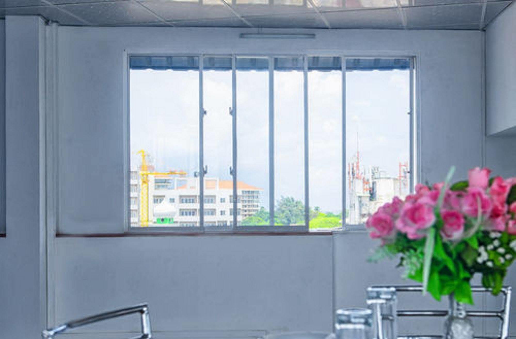 เมโทร ซิตี้ โฮเต็ล Bed & Breakfast โคลอมโบ ภายนอก รูปภาพ