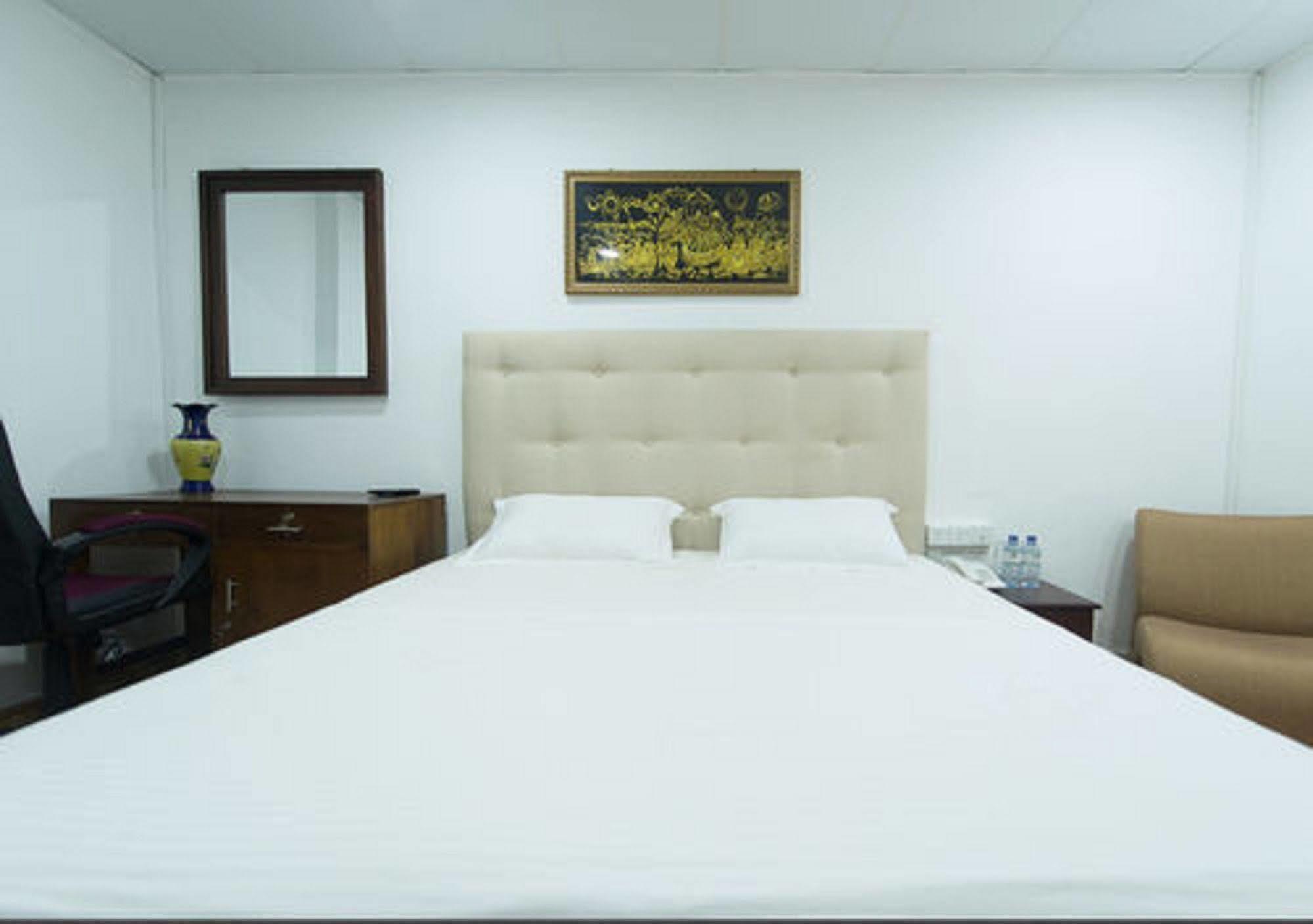 เมโทร ซิตี้ โฮเต็ล Bed & Breakfast โคลอมโบ ภายนอก รูปภาพ