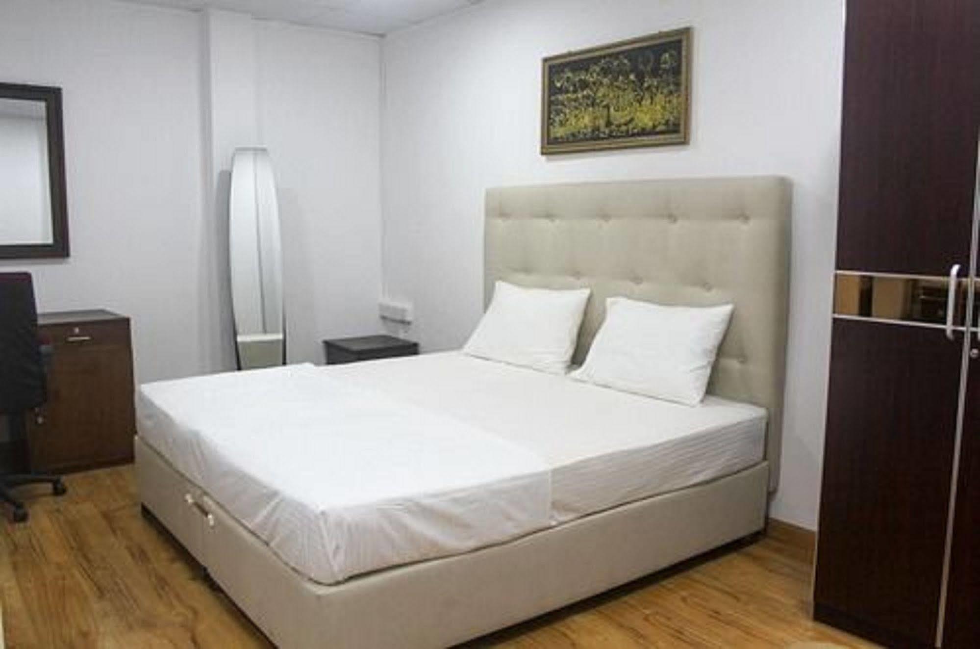 เมโทร ซิตี้ โฮเต็ล Bed & Breakfast โคลอมโบ ภายนอก รูปภาพ